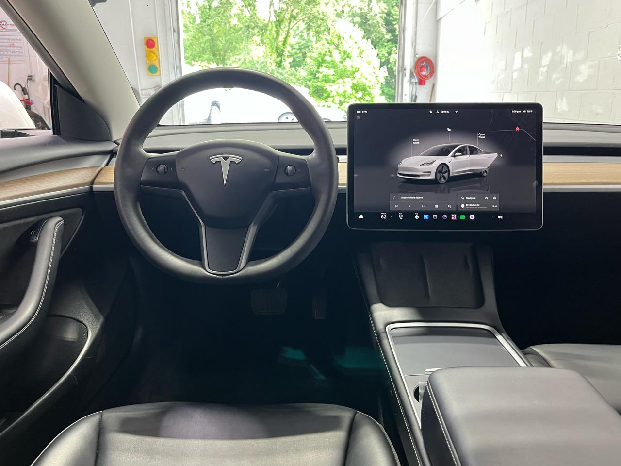 Tesla Model 3  2023