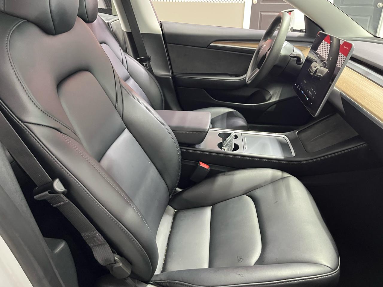 Tesla Model 3  2023