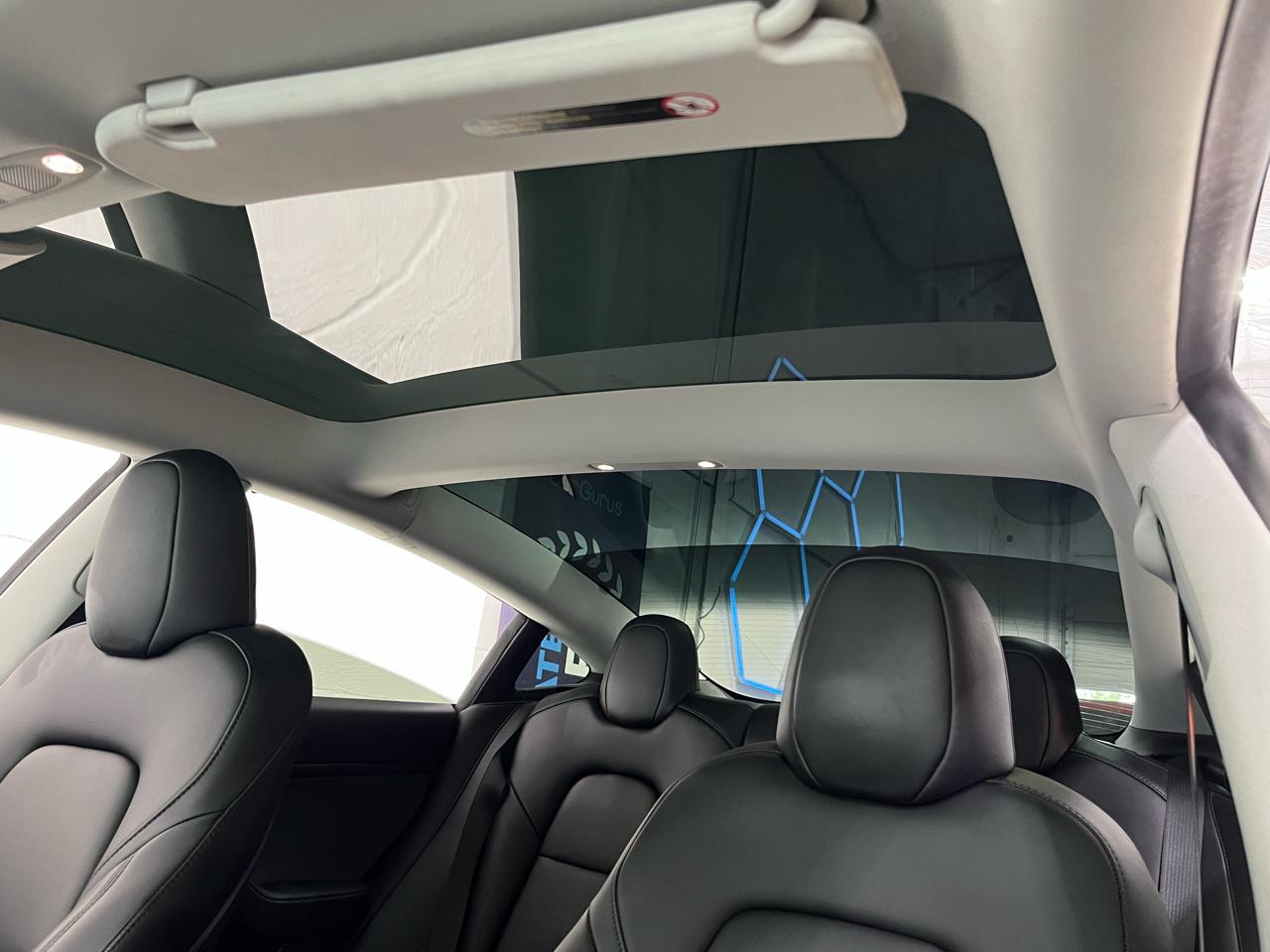 Tesla Model 3  2023