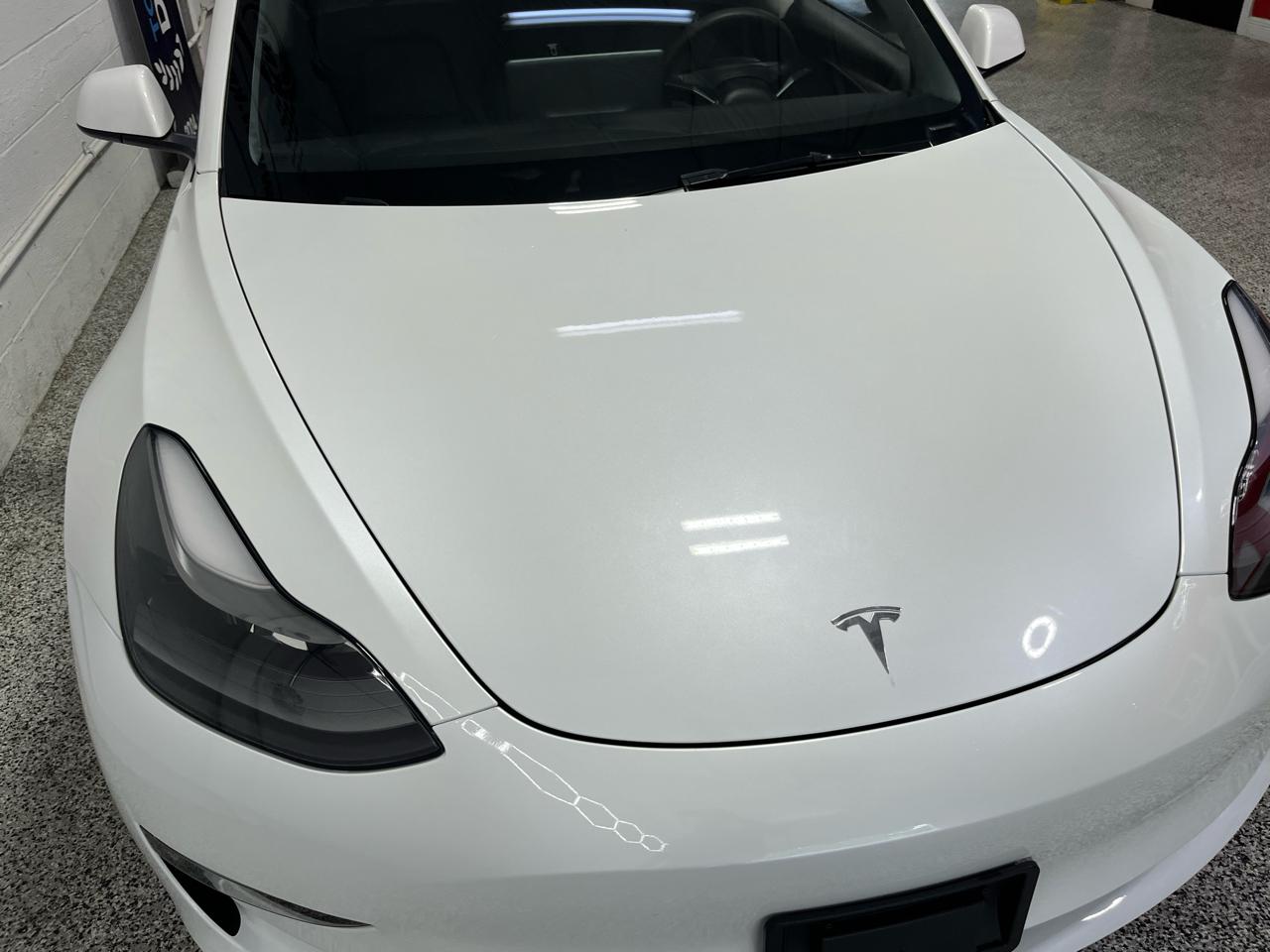 Tesla Model 3  2023