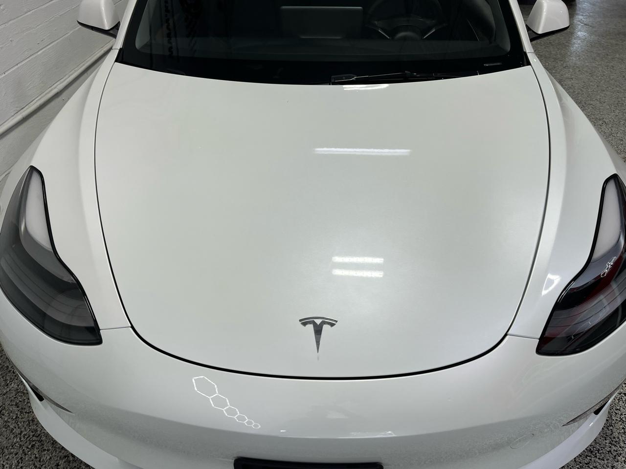 Tesla Model 3  2023