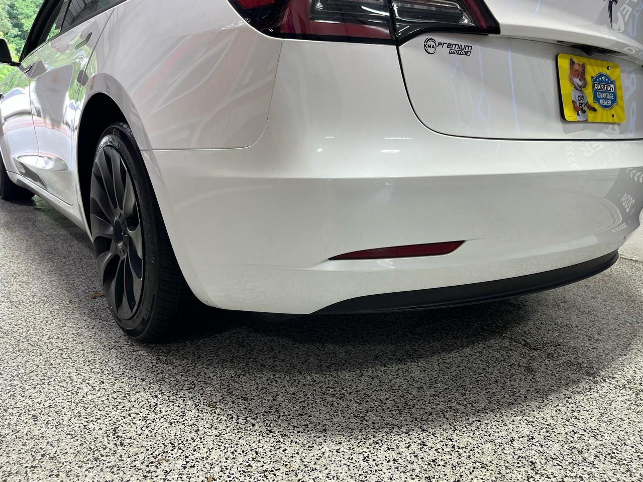Tesla Model 3  2023