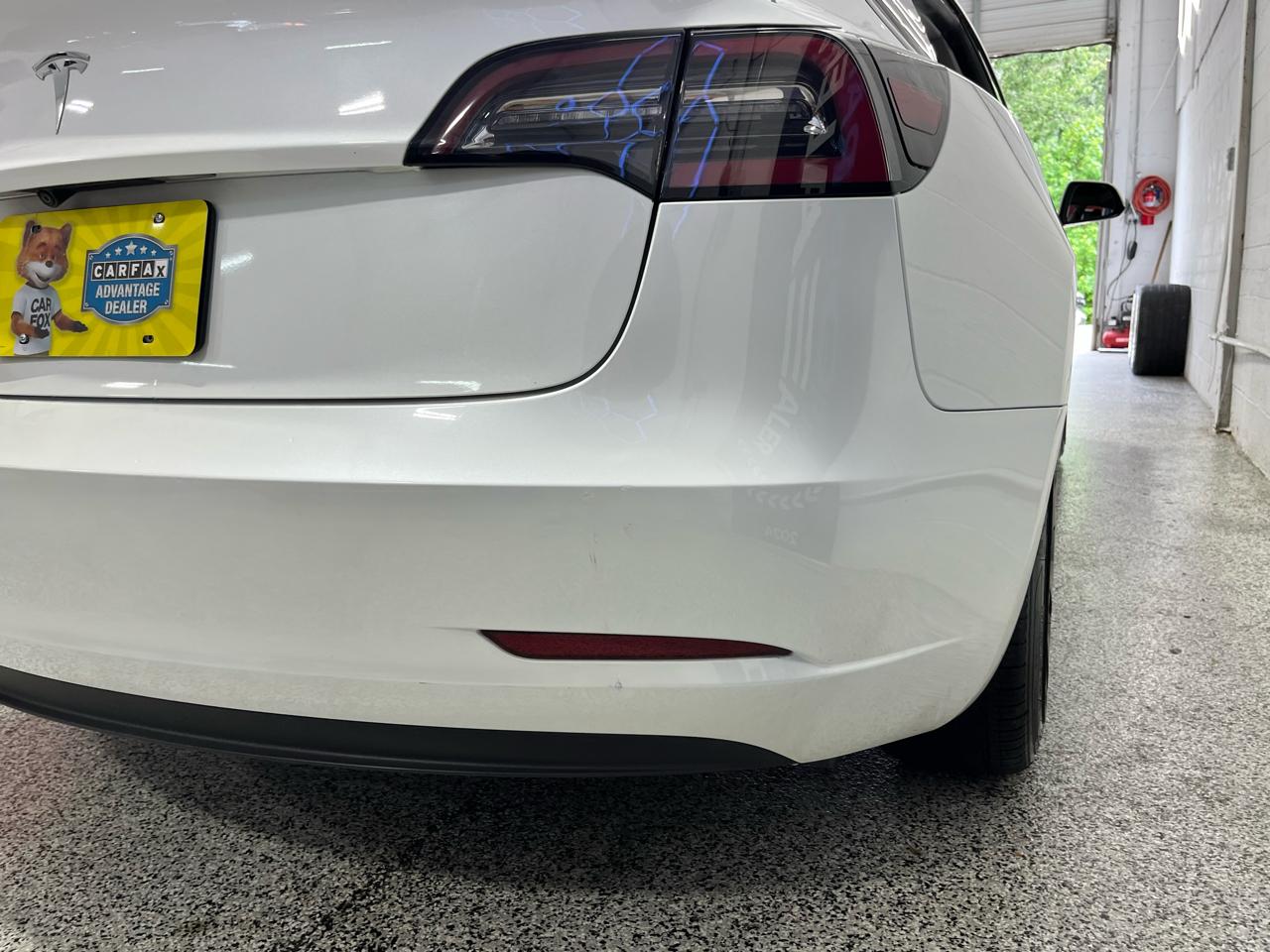 Tesla Model 3  2023