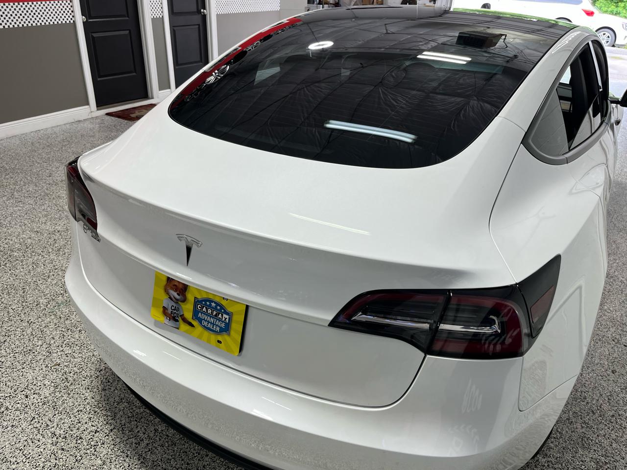 Tesla Model 3  2023