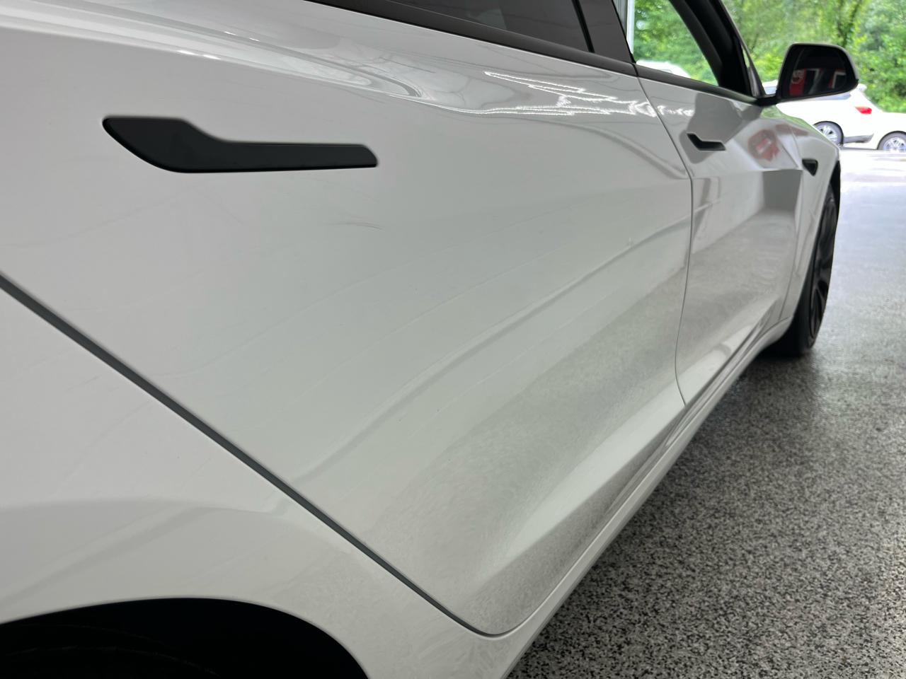 Tesla Model 3  2023