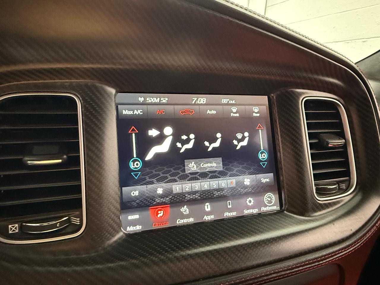 Dodge Charger  2020
