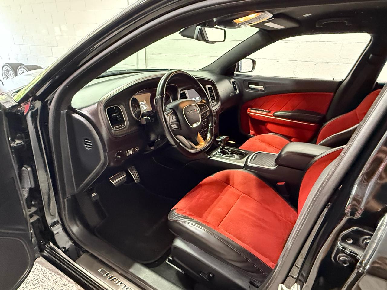 Dodge Charger  2020