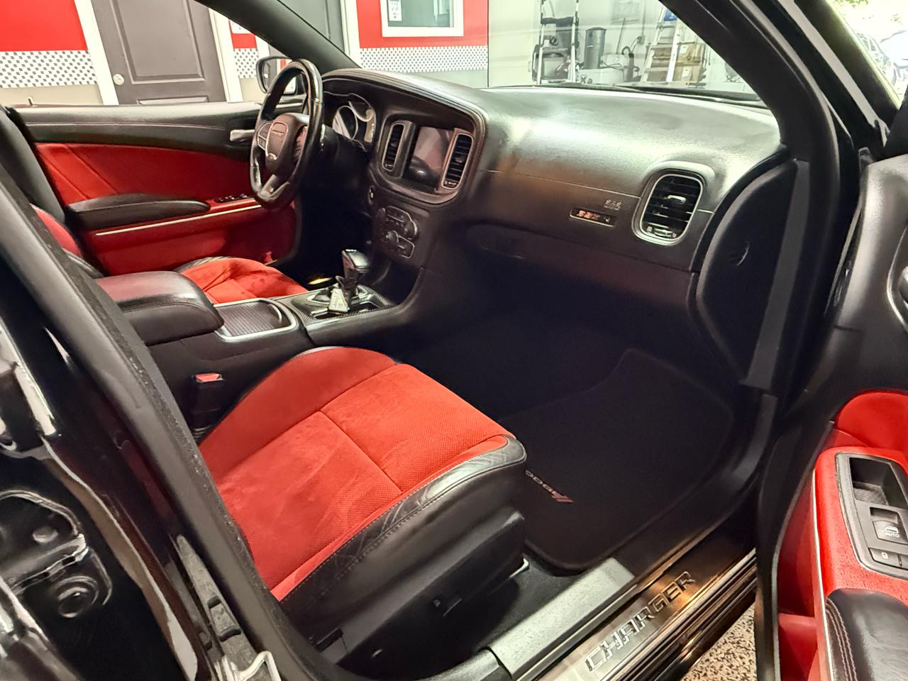 Dodge Charger  2020