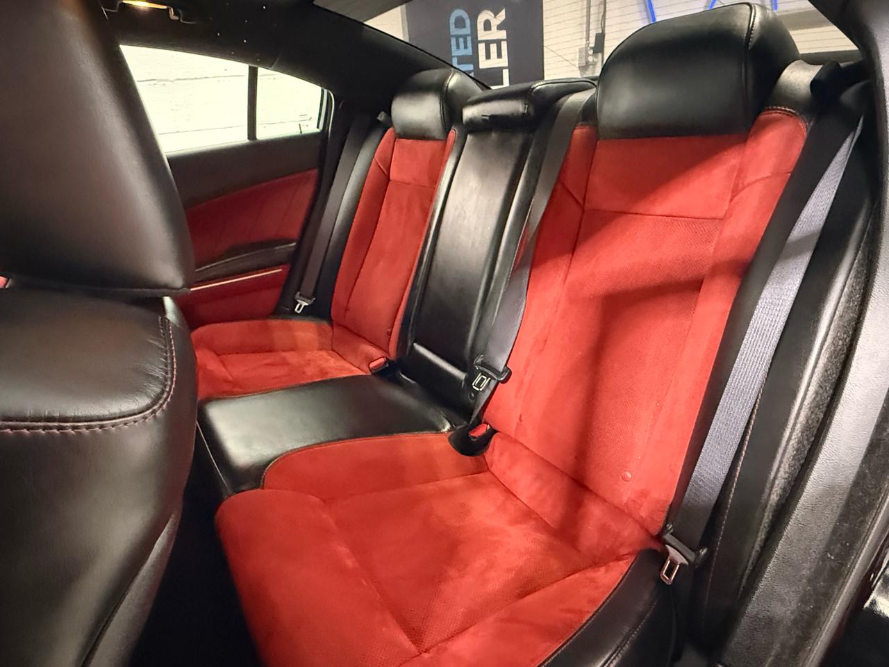 Dodge Charger  2020