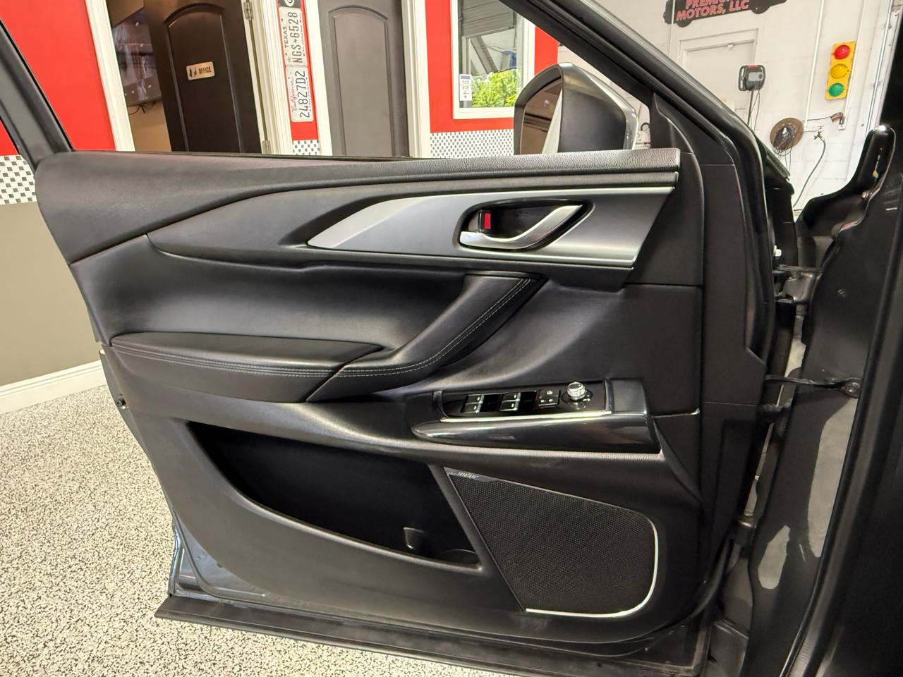 Mazda CX-9  2019