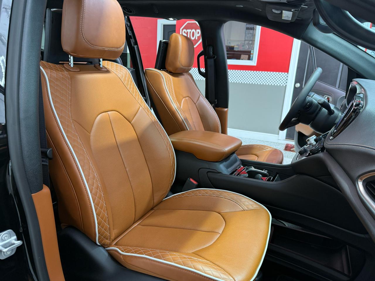 Chrysler Pacifica  2025