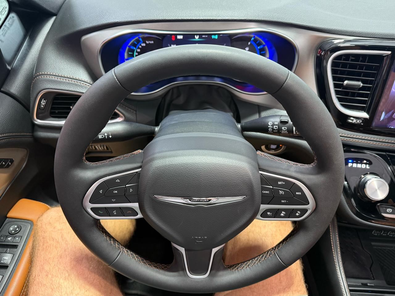 Chrysler Pacifica  2025