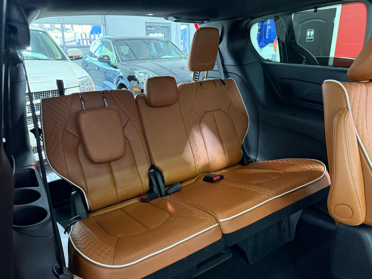 Chrysler Pacifica  2025