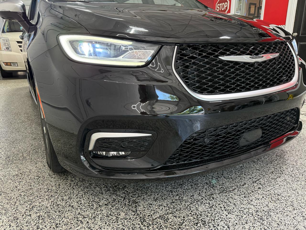 Chrysler Pacifica  2025