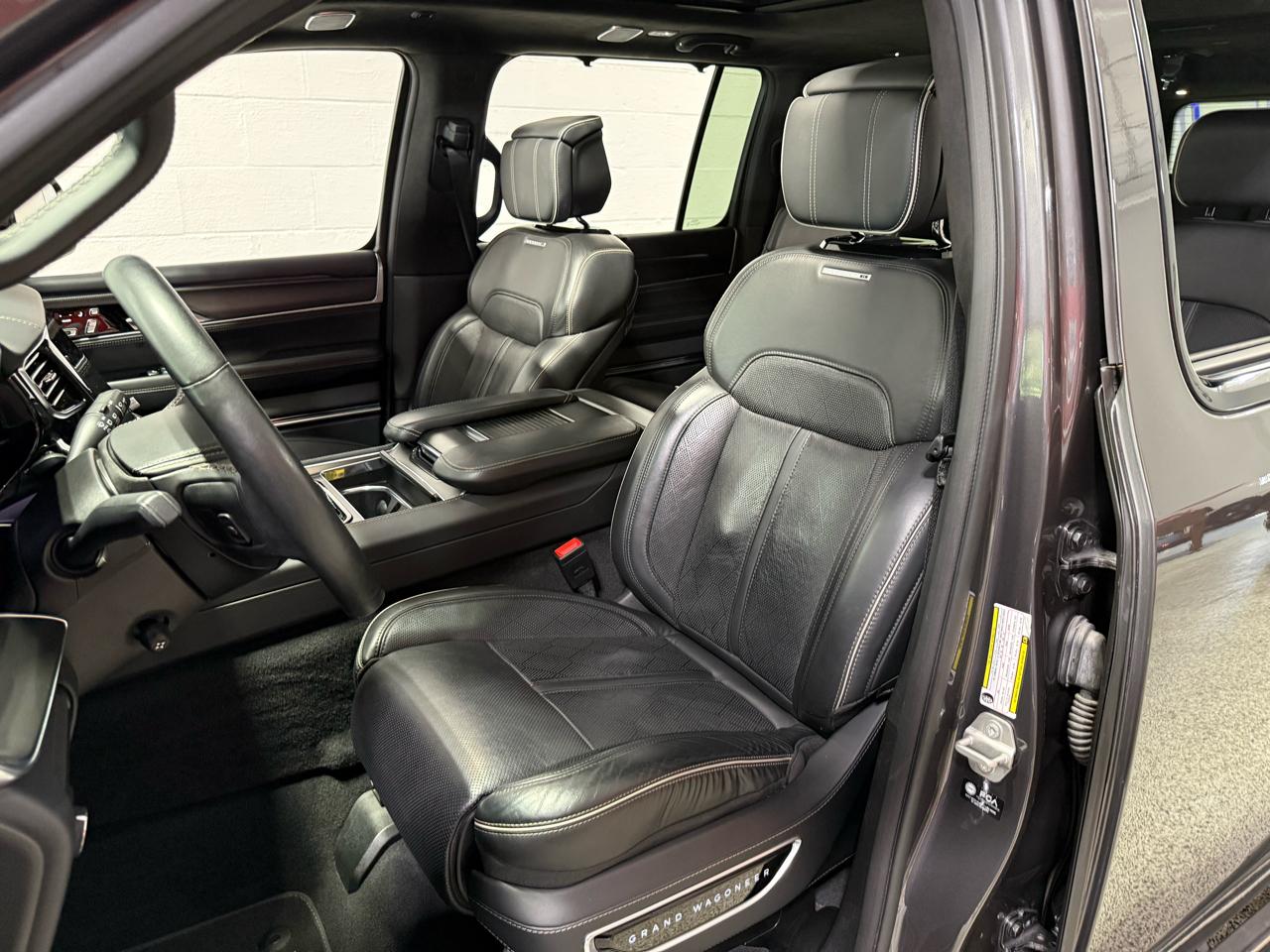 Jeep Grand Wagoneer L  2024