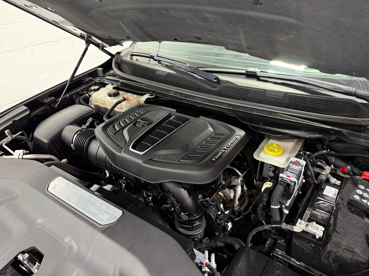 Jeep Grand Wagoneer L  2024