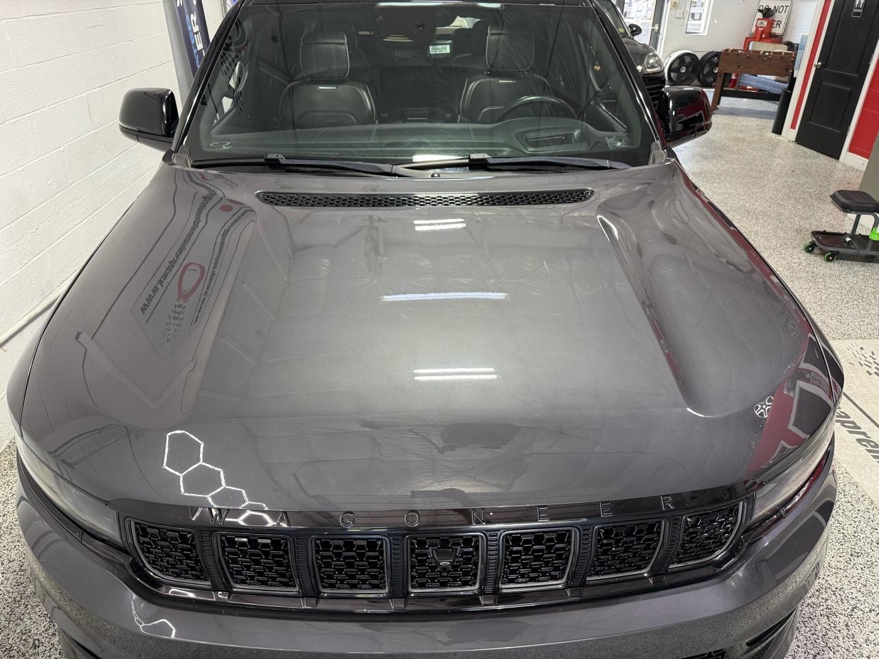 Jeep Grand Wagoneer L  2024
