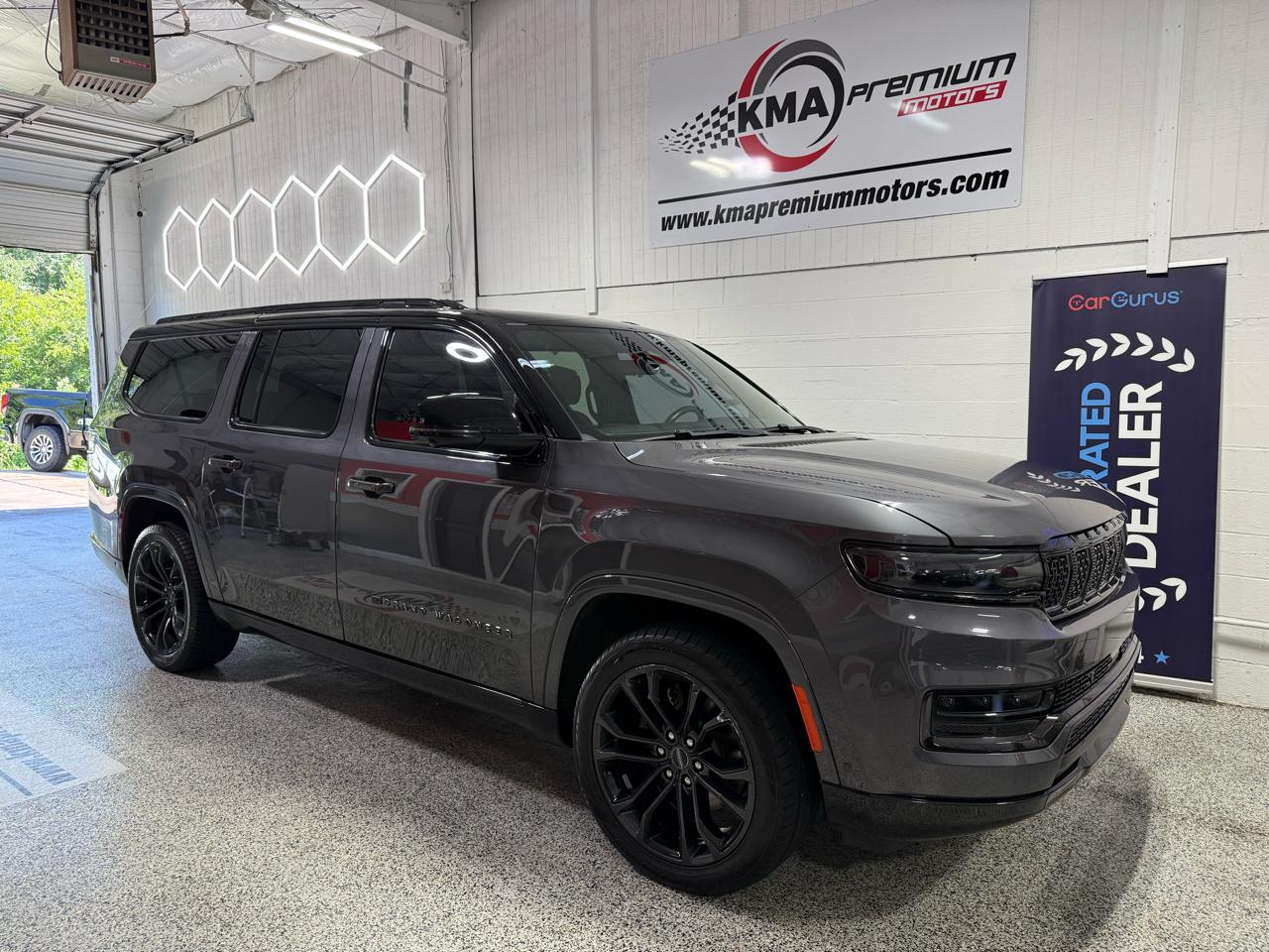 Jeep Grand Wagoneer L  2024