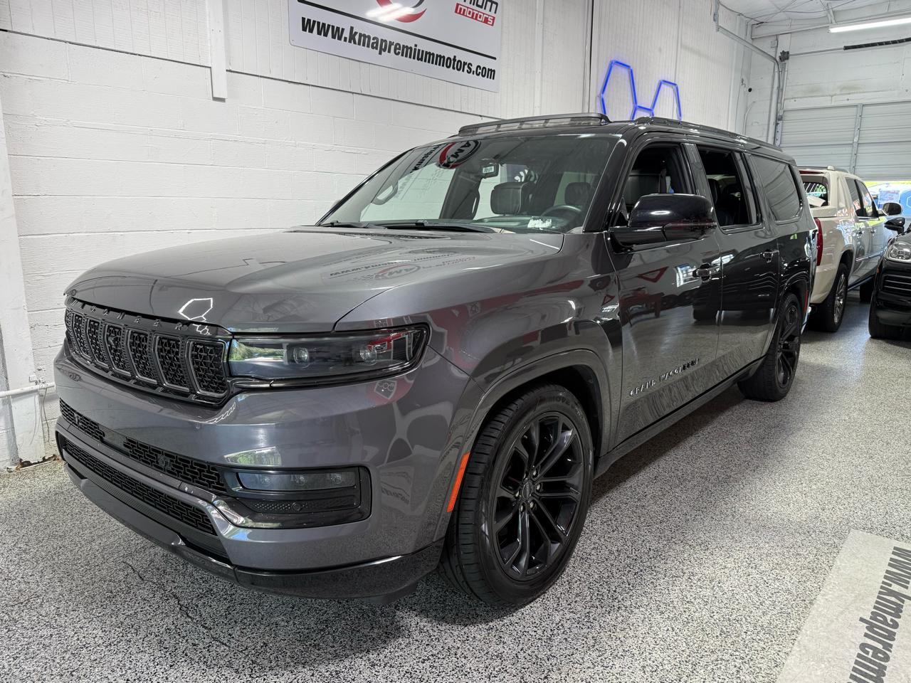 Jeep Grand Wagoneer L  2024