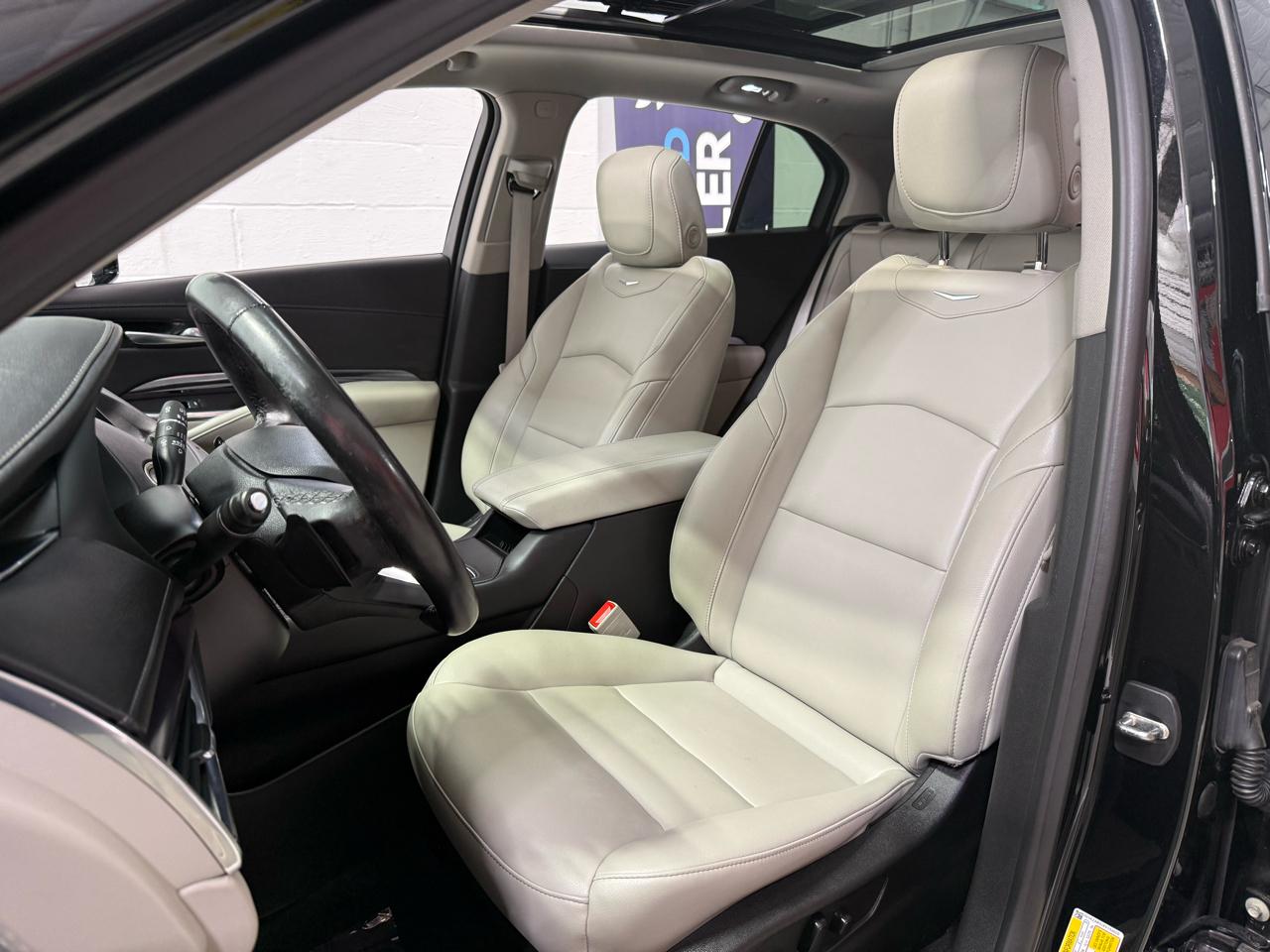 Cadillac XT4  2023