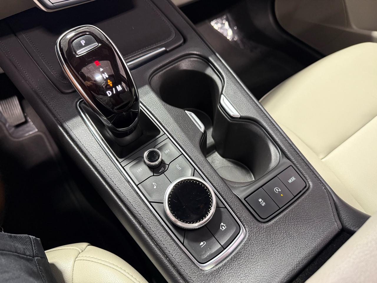 Cadillac XT4  2023