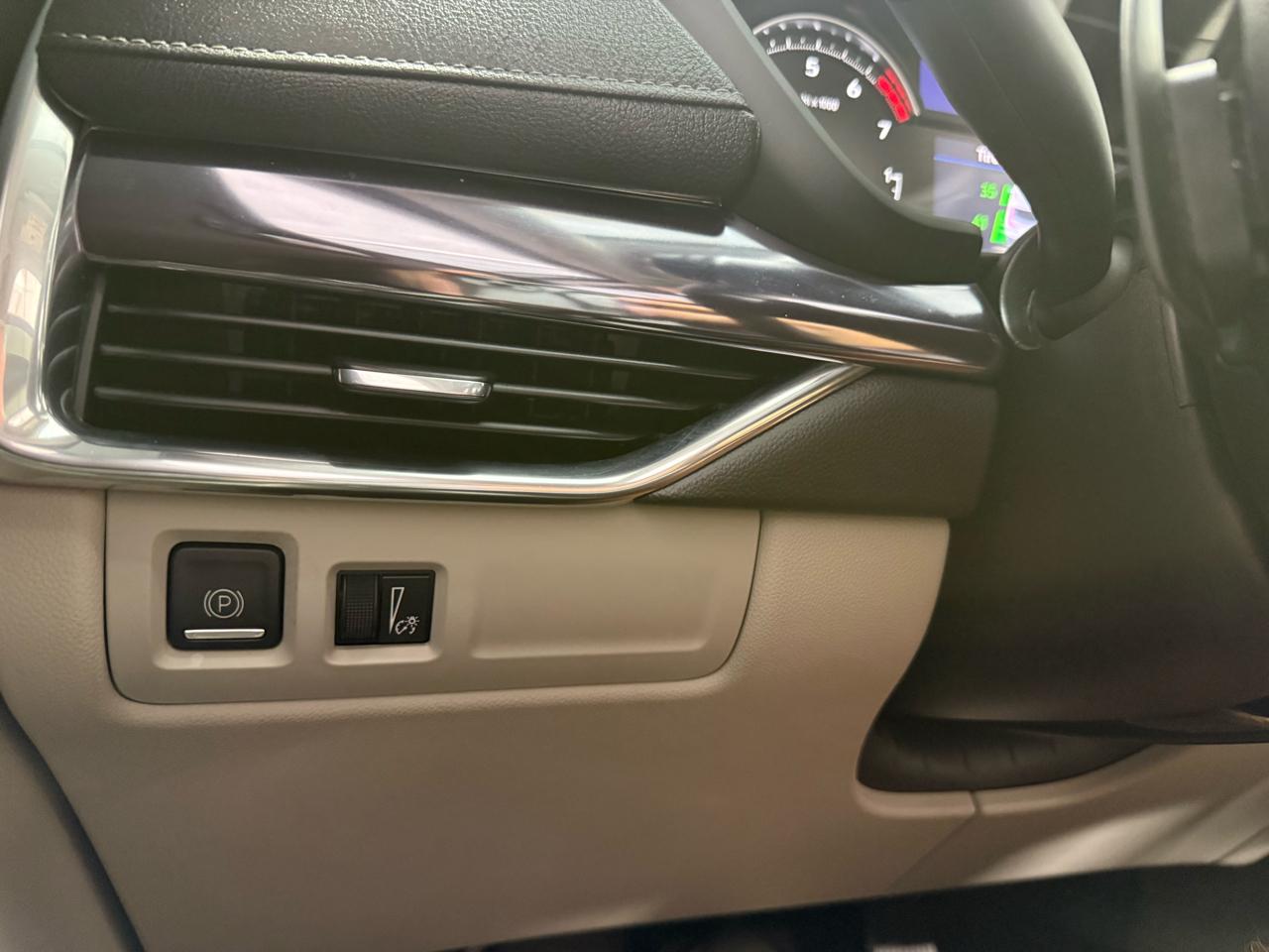 Cadillac XT4  2023