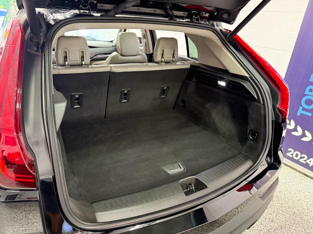 Cadillac XT4  2023