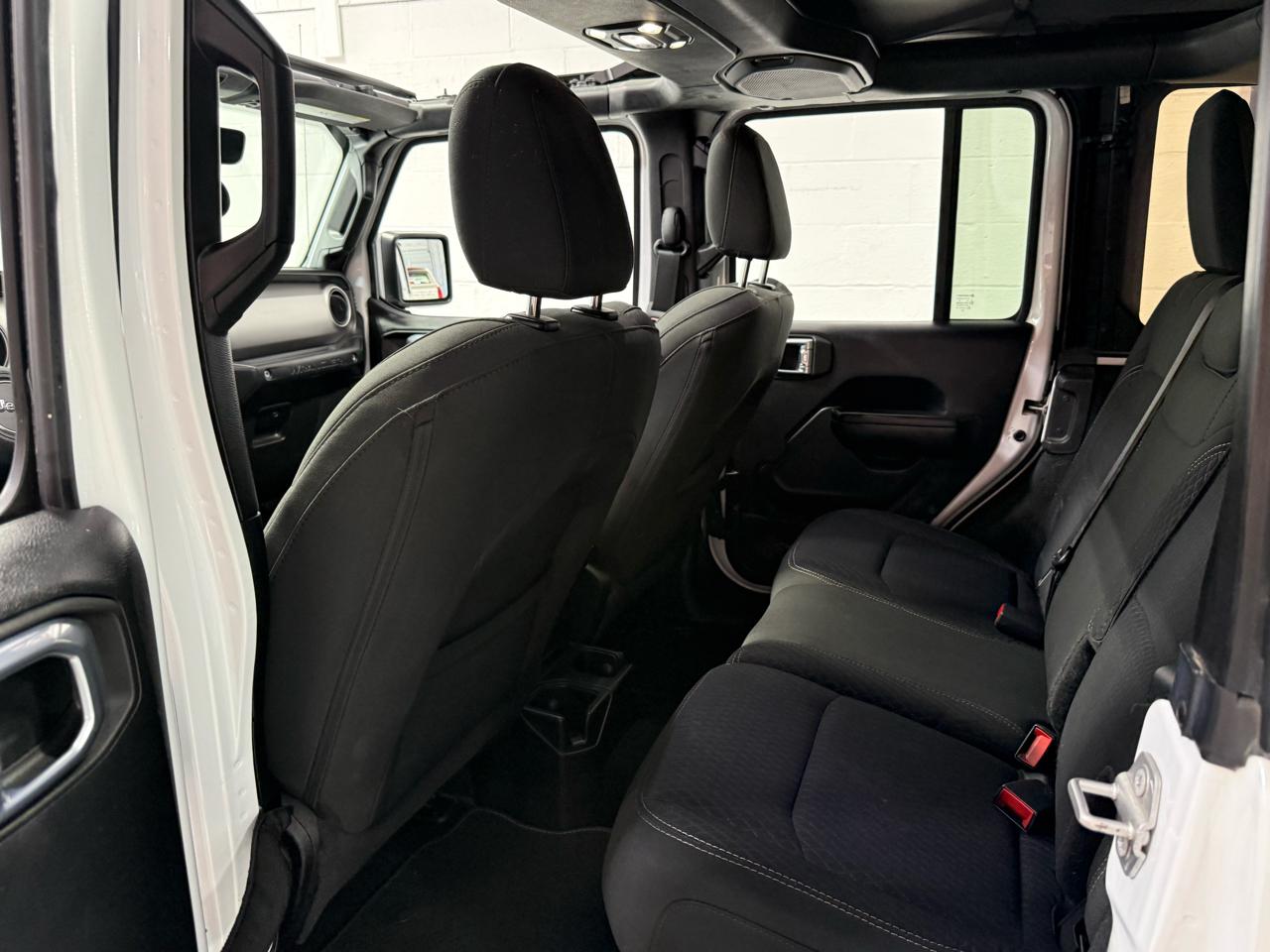 Jeep Wrangler  2021