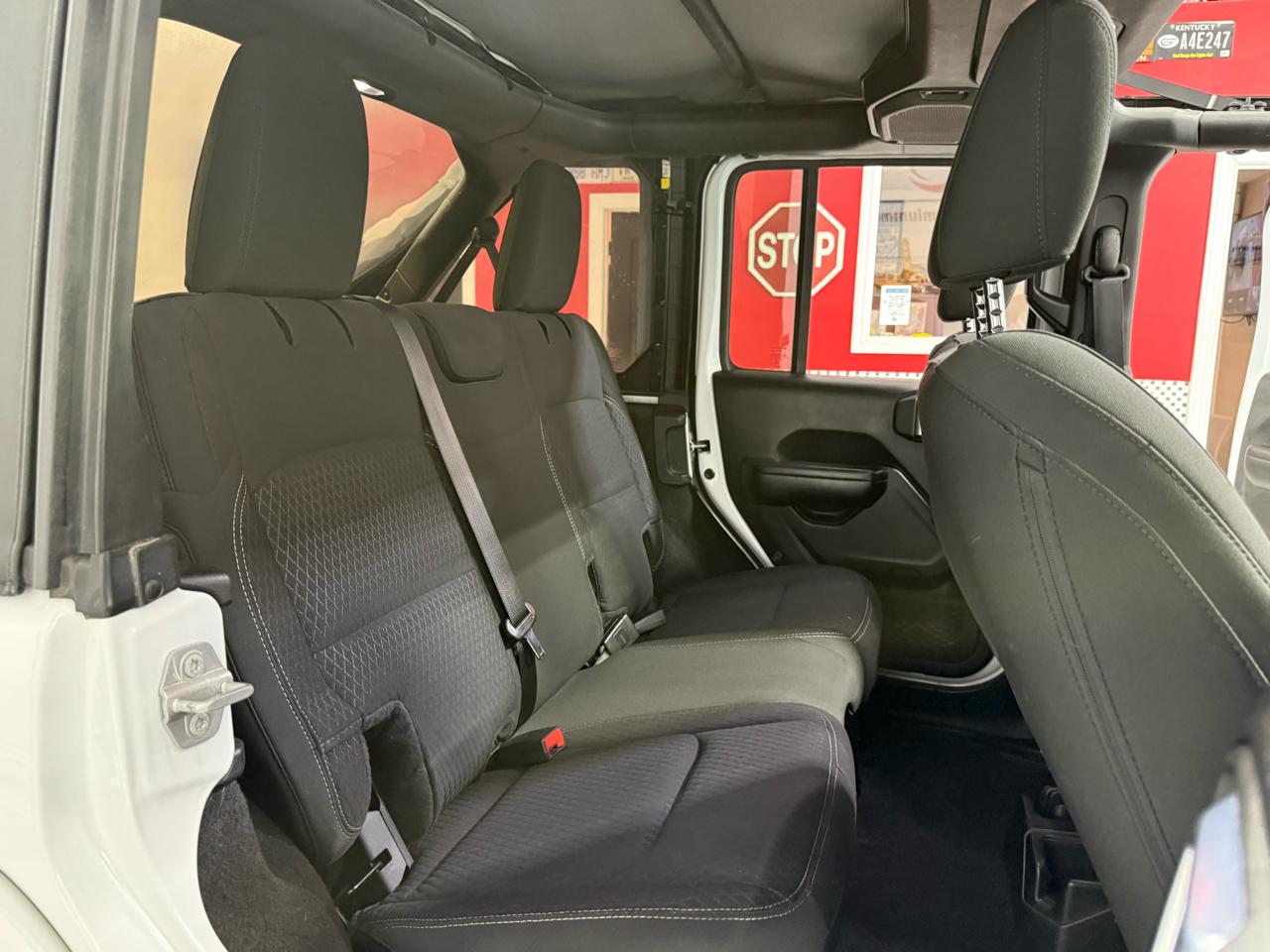 Jeep Wrangler  2021