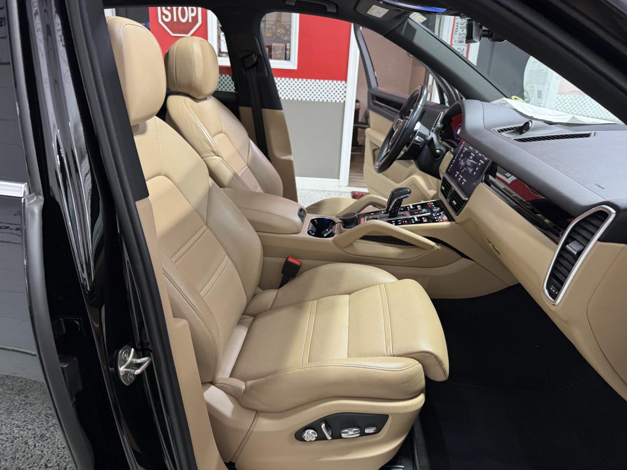 2021 Porsche Cayenne Base - Photo 31