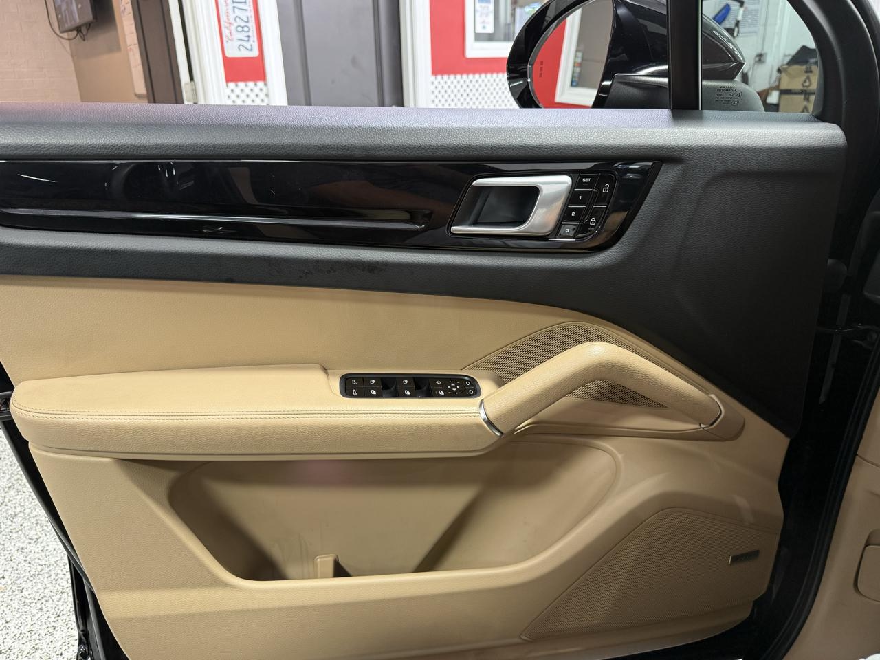 2021 Porsche Cayenne Base - Photo 45