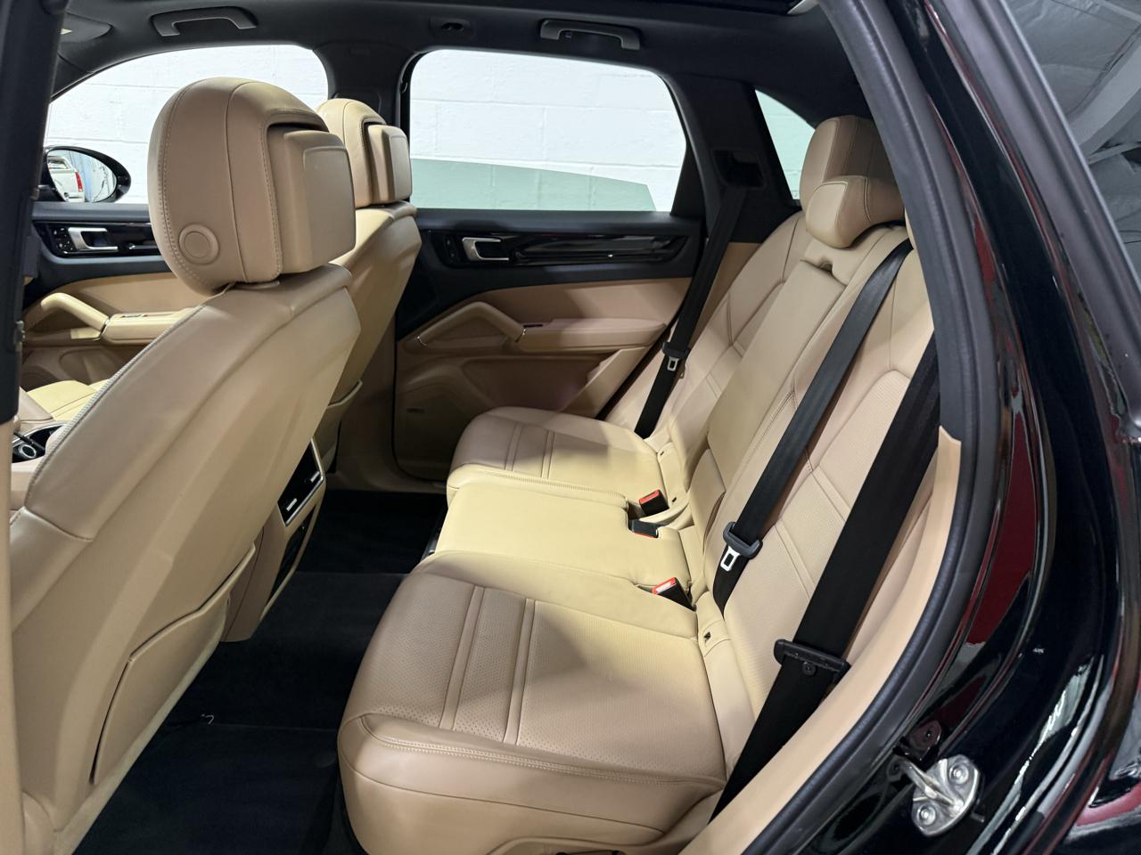 2021 Porsche Cayenne Base - Photo 47
