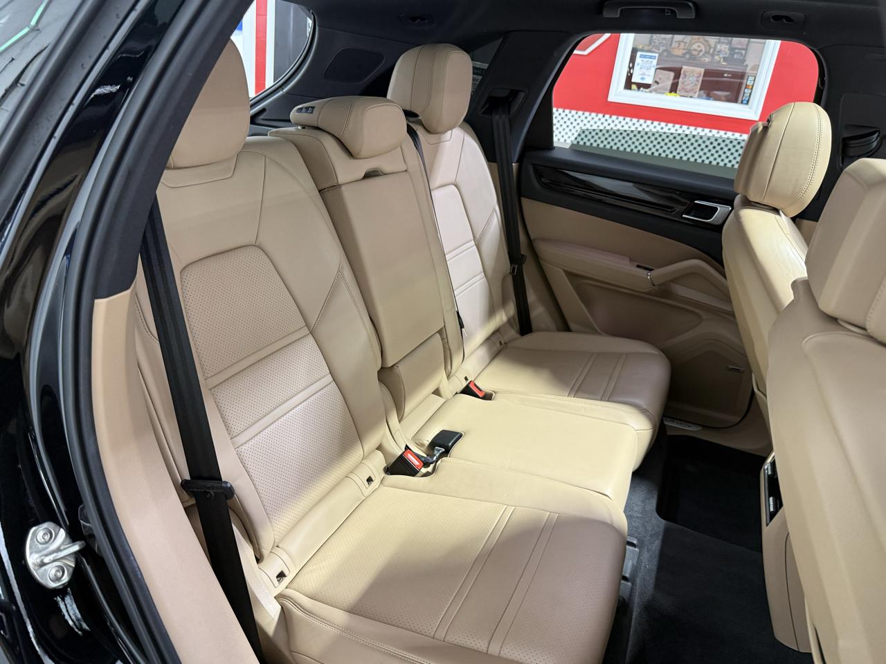 2021 Porsche Cayenne Base - Photo 49
