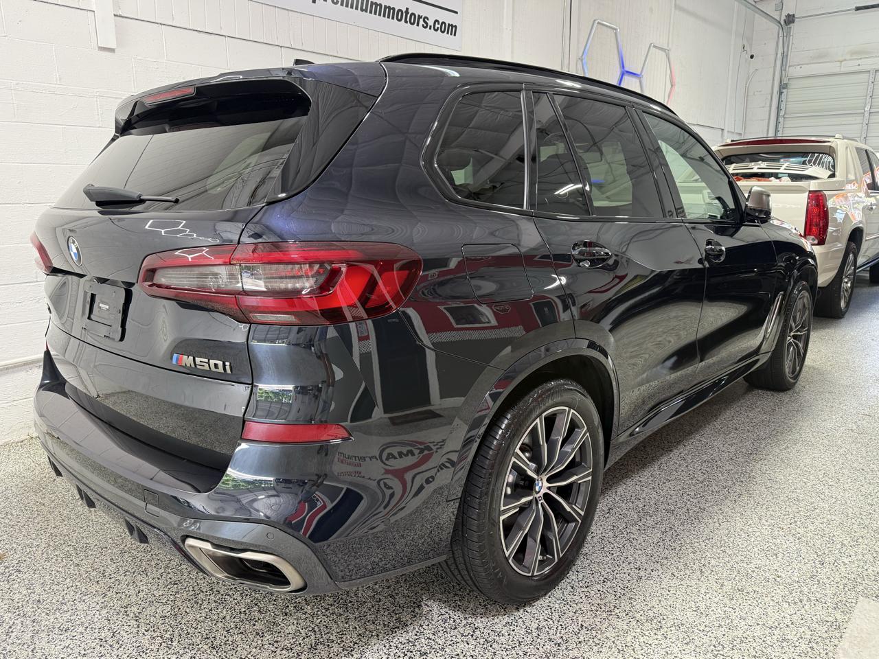 BMW X5 M50i Sports Activity Vehicle 2021