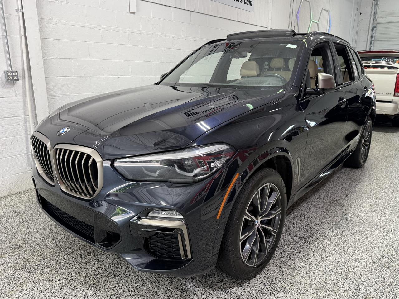 BMW X5 M50i Sports Activity Vehicle 2021