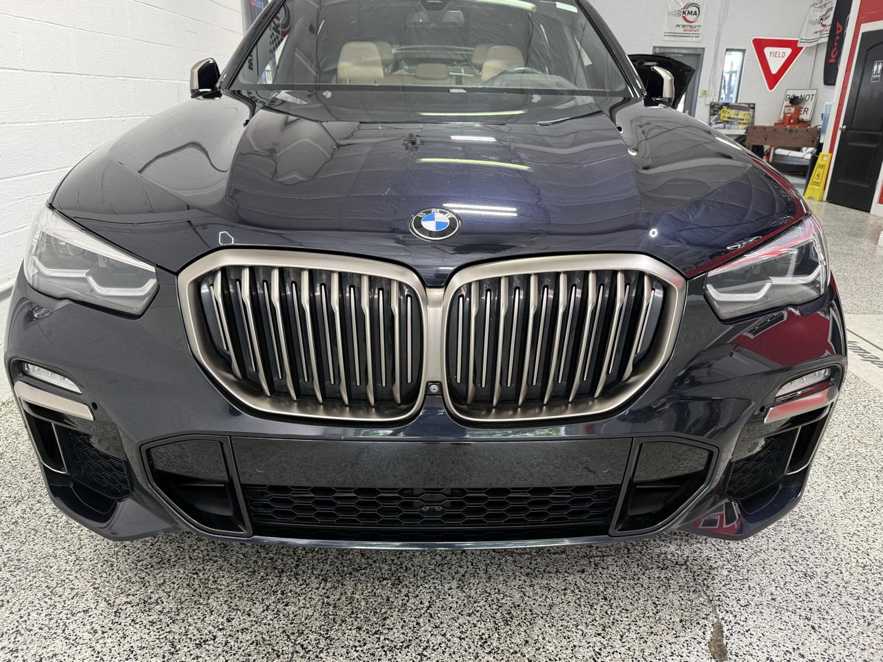 BMW X5 M50i Sports Activity Vehicle 2021