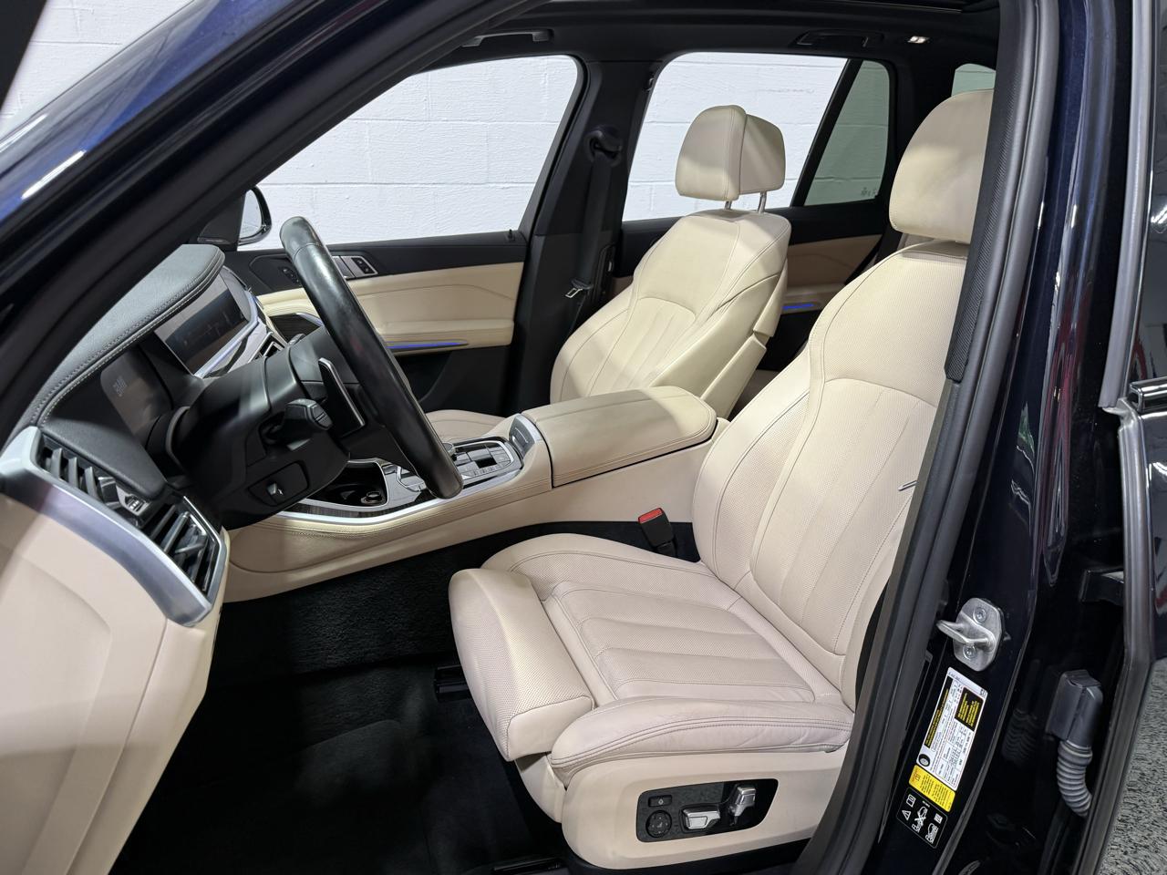 BMW X5 M50i Sports Activity Vehicle 2021