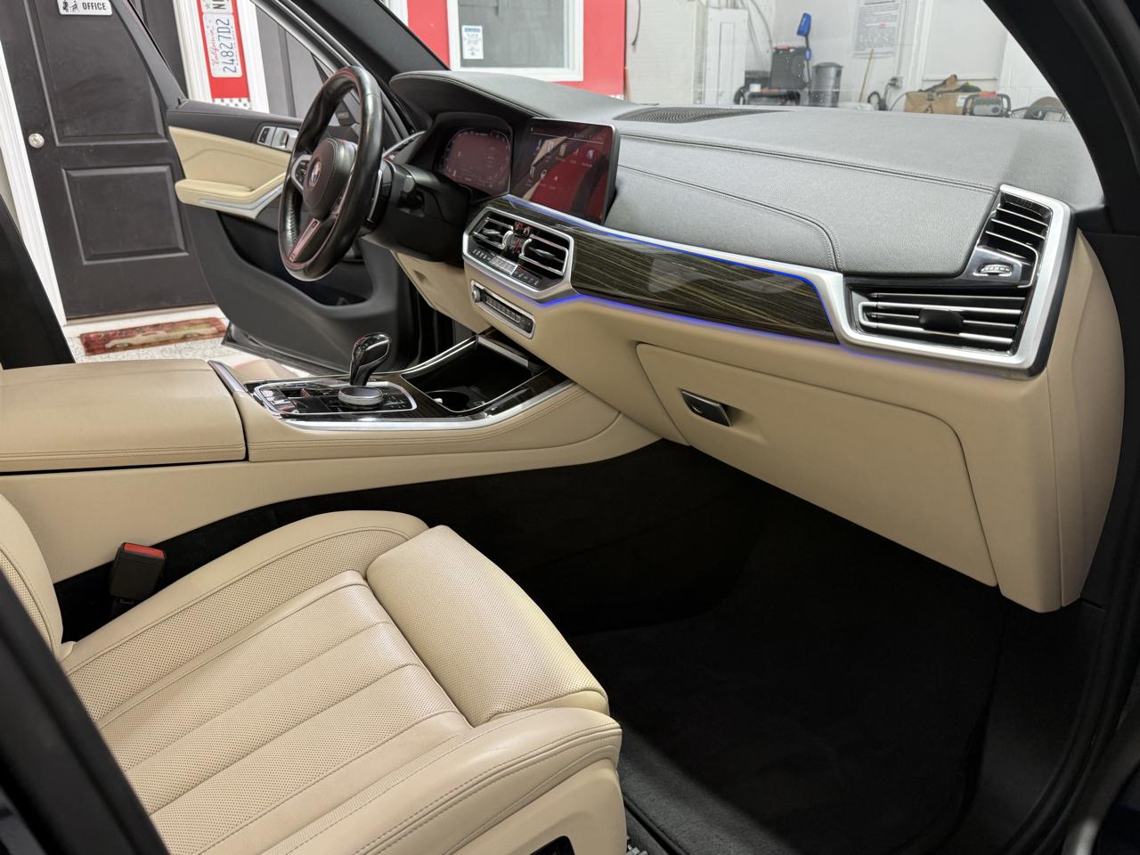 BMW X5 M50i Sports Activity Vehicle 2021