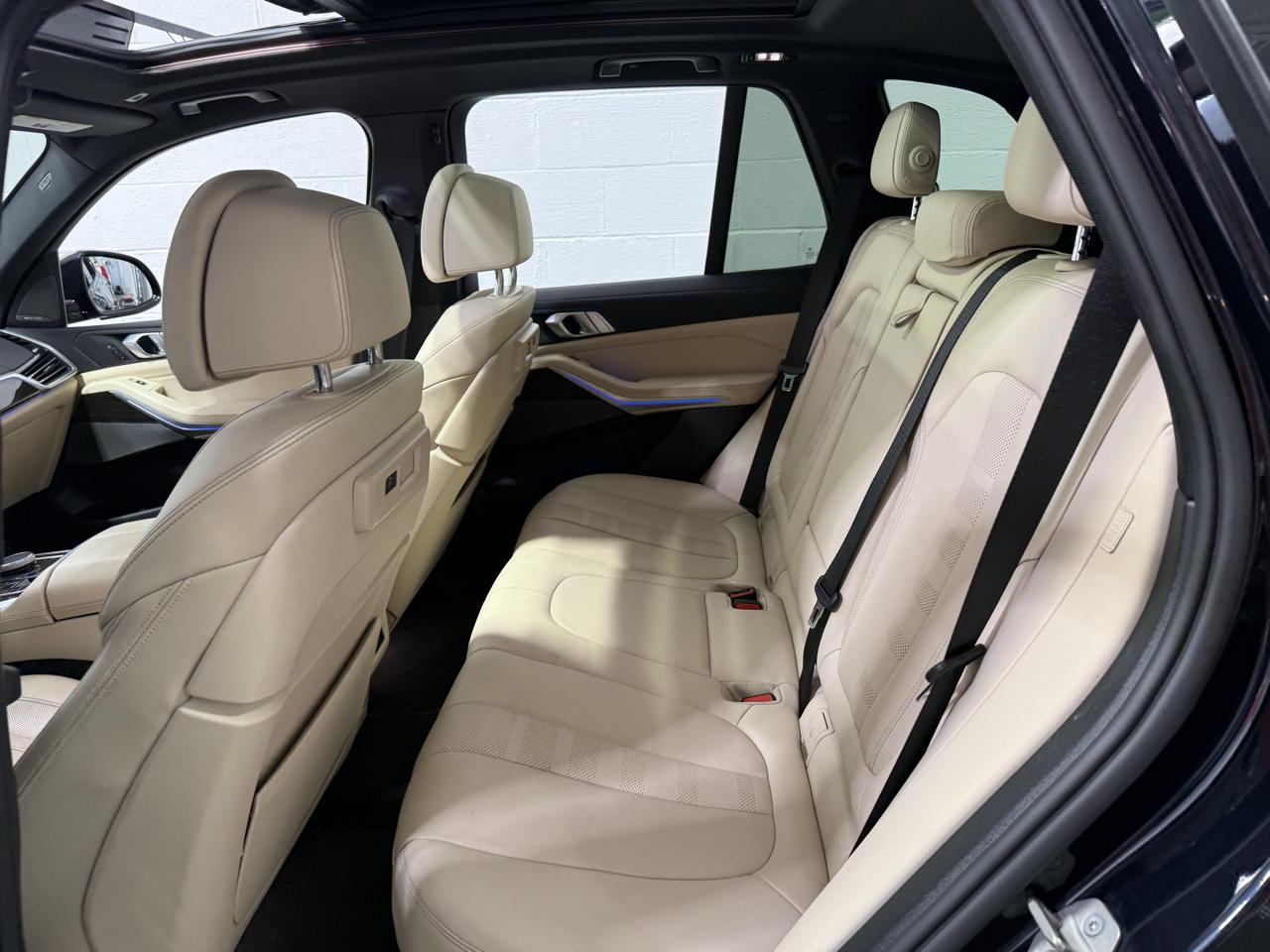 BMW X5 M50i Sports Activity Vehicle 2021