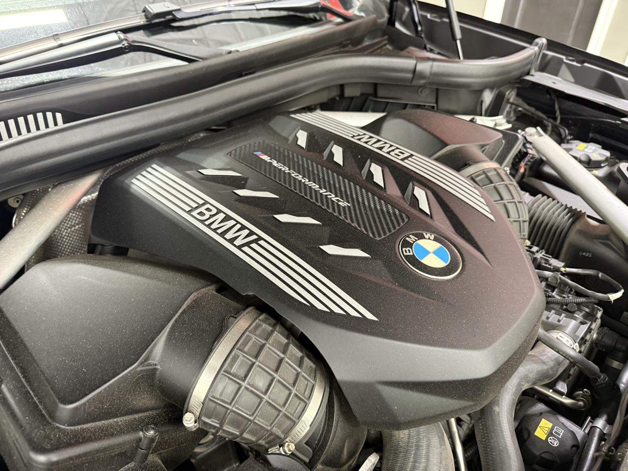 BMW X5 M50i Sports Activity Vehicle 2021