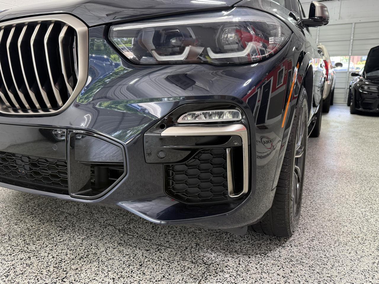 BMW X5 M50i Sports Activity Vehicle 2021