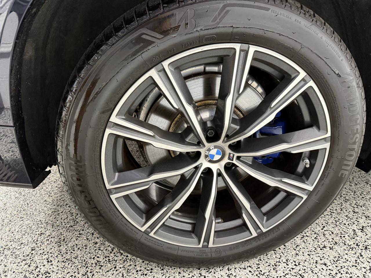 BMW X5 M50i Sports Activity Vehicle 2021