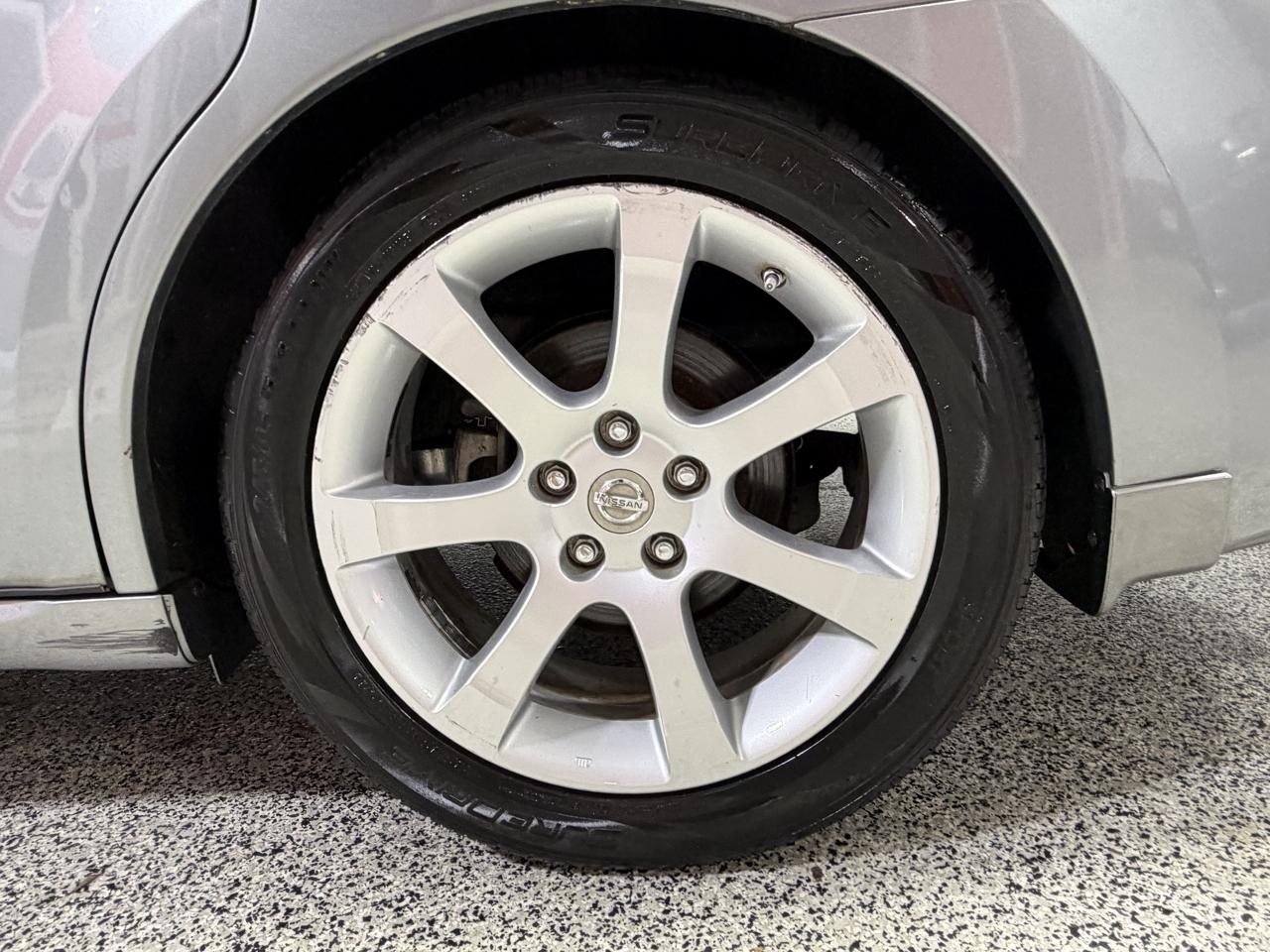 Nissan Maxima 4dr Sdn V6 CVT 3.5 SE 2007