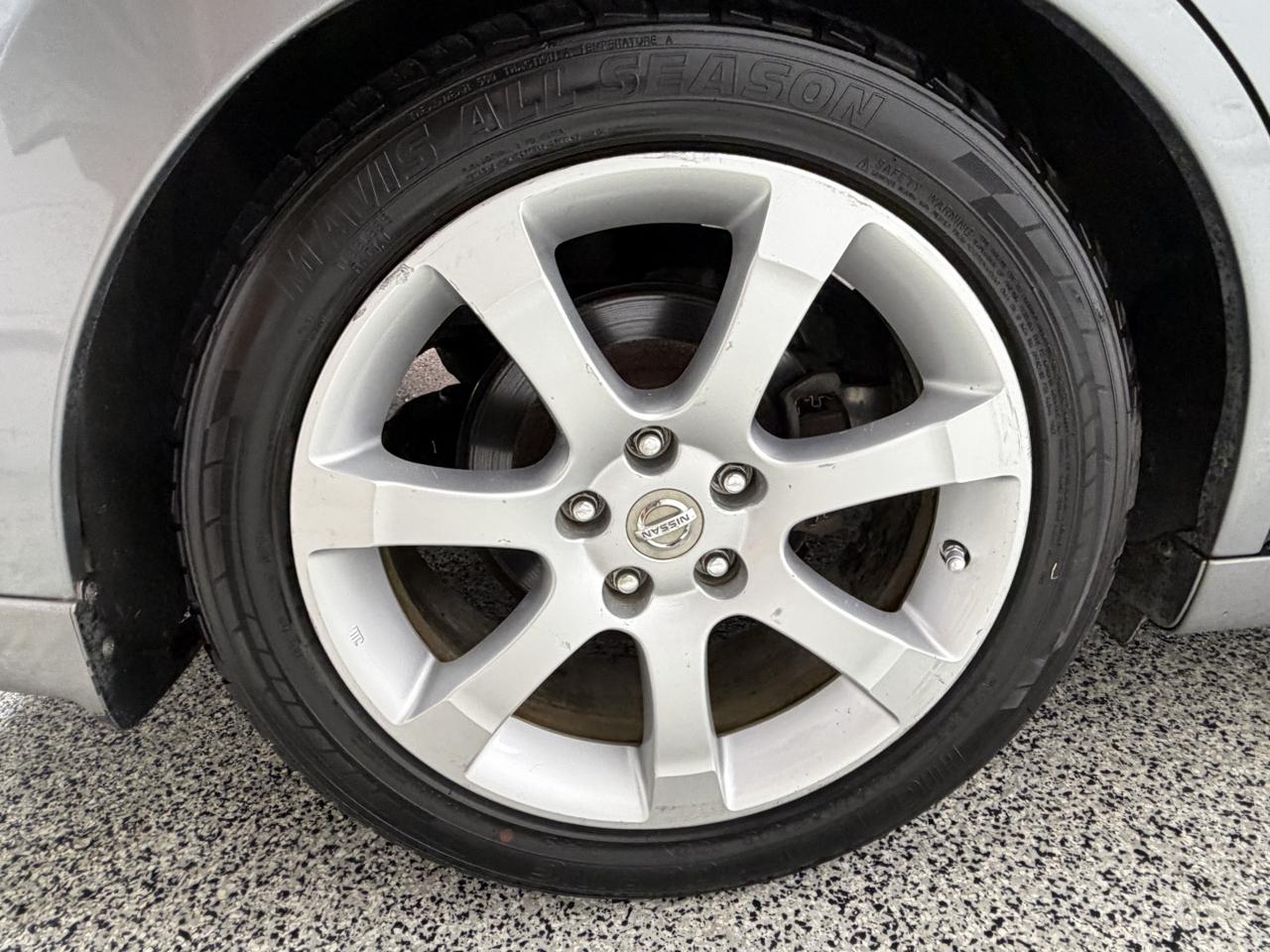 Nissan Maxima 4dr Sdn V6 CVT 3.5 SE 2007