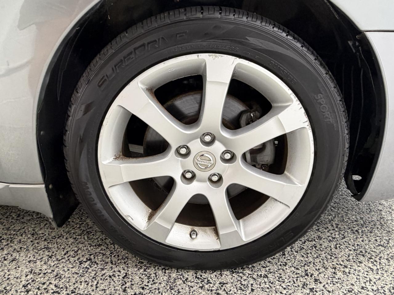 Nissan Maxima 4dr Sdn V6 CVT 3.5 SE 2007