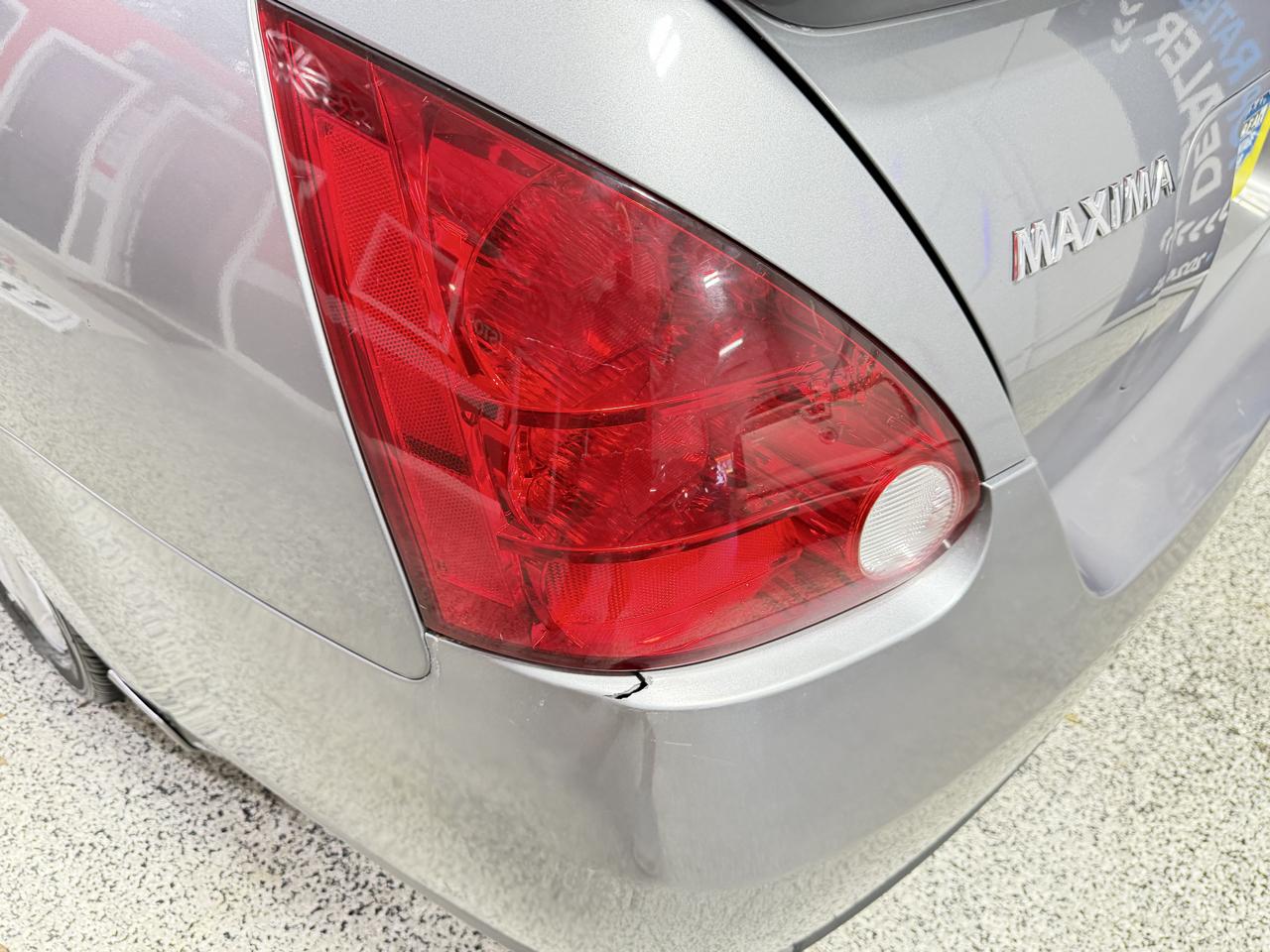 Nissan Maxima 4dr Sdn V6 CVT 3.5 SE 2007