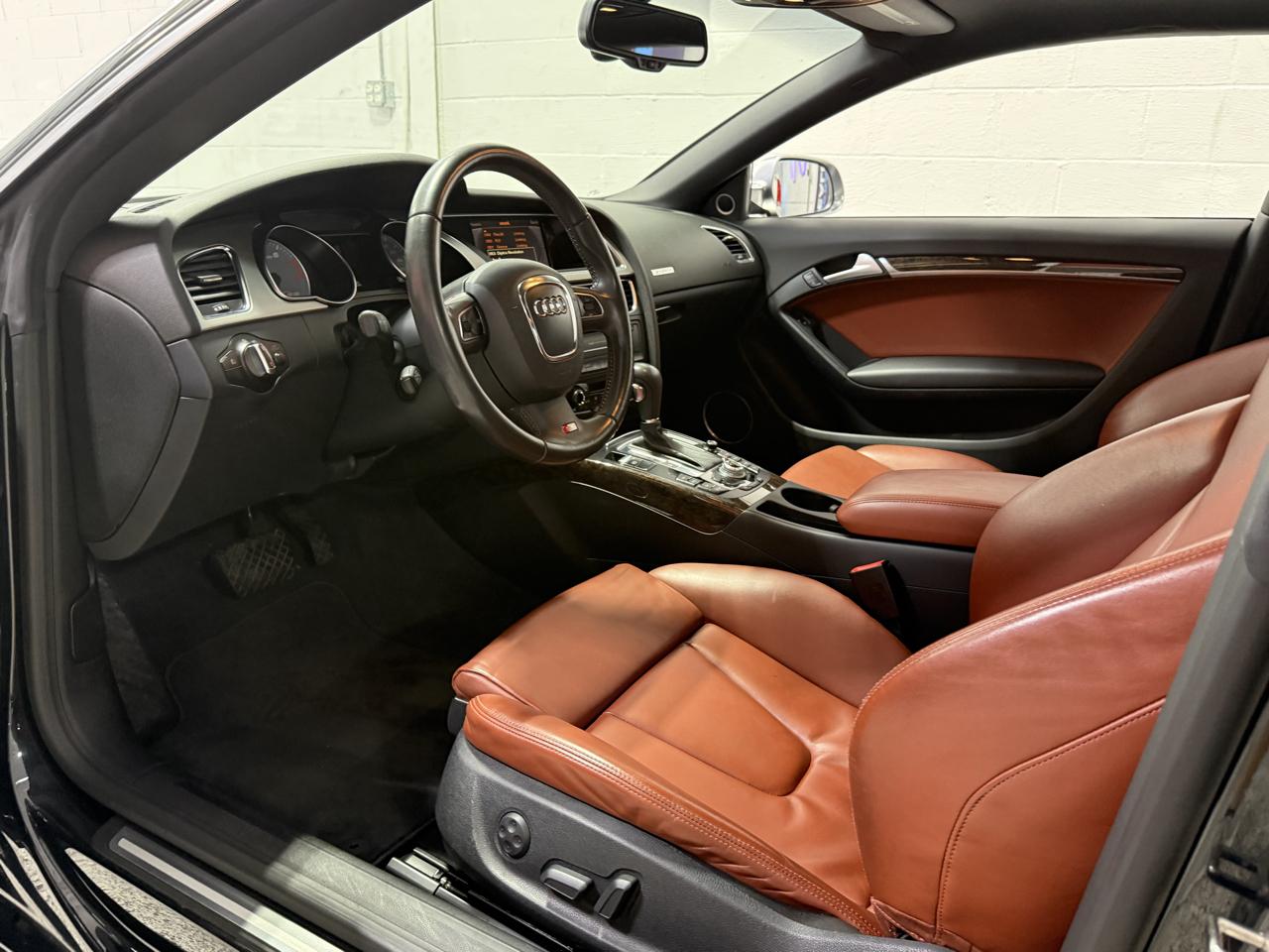 Audi S5  2011