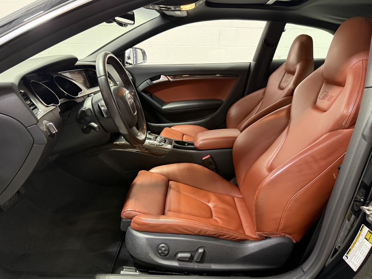 Audi S5  2011