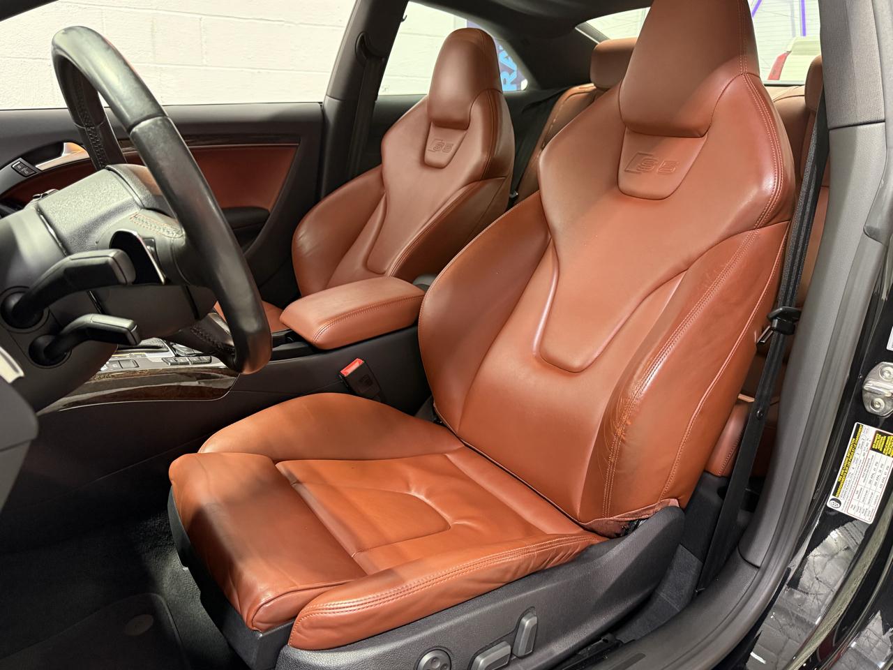Audi S5  2011