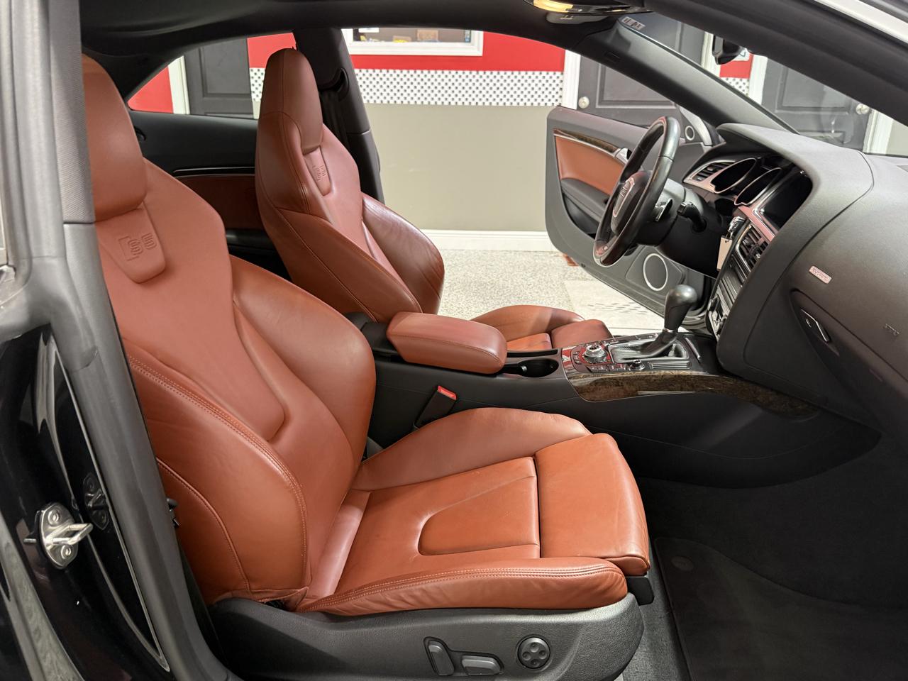 Audi S5  2011